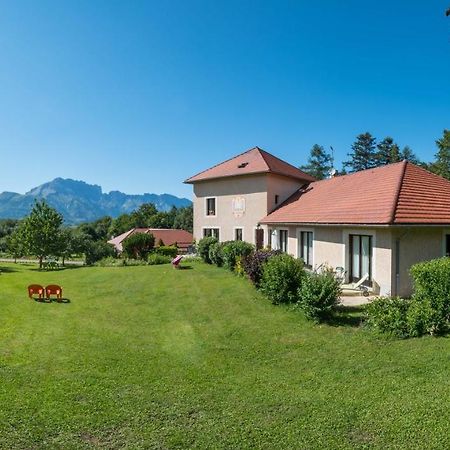 "La Combe Fleurie" Appartements & Chambres Saint-Bonnet-en-Champsaur Buitenkant foto