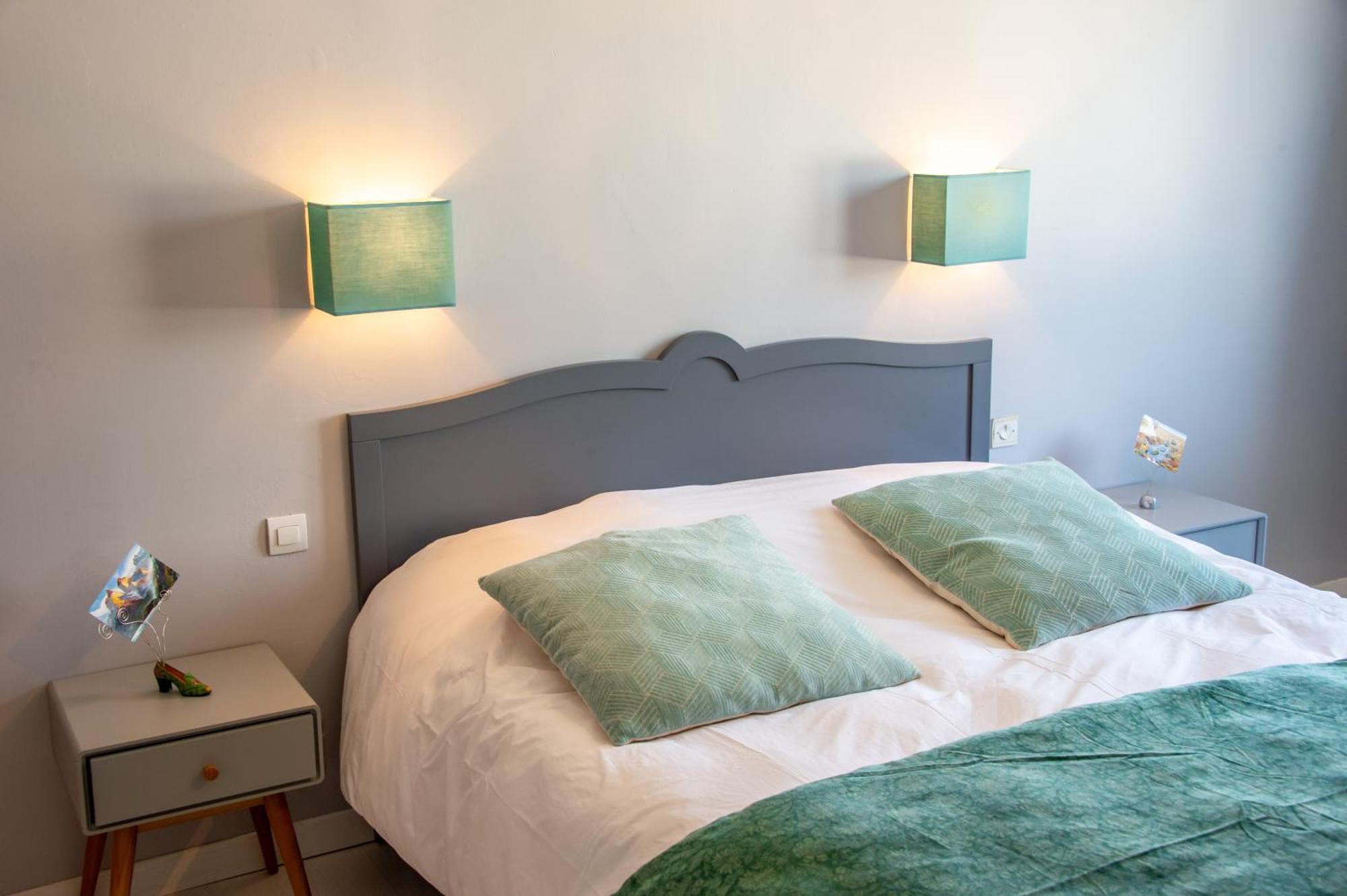 "La Combe Fleurie" Appartements & Chambres Saint-Bonnet-en-Champsaur Kamer foto
